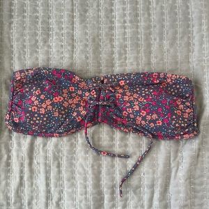 Bandeau bikini top